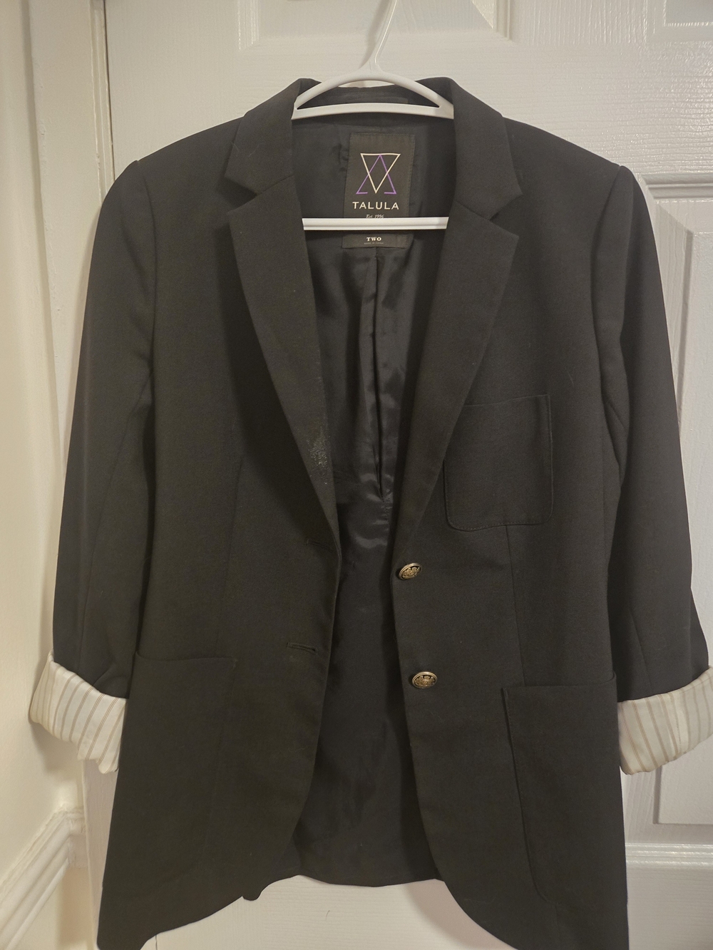 Talula Black Women's Single-Breasted Blazer with Rolled Cuffs